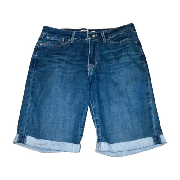 Levi's Blue Jean Shorts Relaxed Fit Cuffed Hem Size 8 - Picture 1 of 4